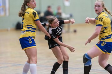Bild 113 - wCJ SV Henstedt Ulzburg - HSG Herzhorn/Kollmar/Neuendorf : Ergebnis: 35:29